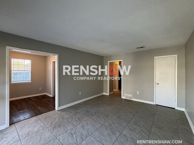 Building Photo - 2998 Elbert Cove