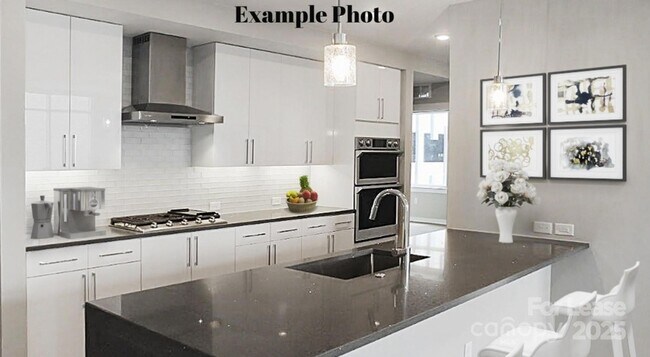 Building Photo - 4425 Sharon Rd