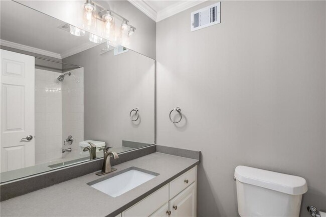 Building Photo - 2586 Brookhaven Chase Ln NE