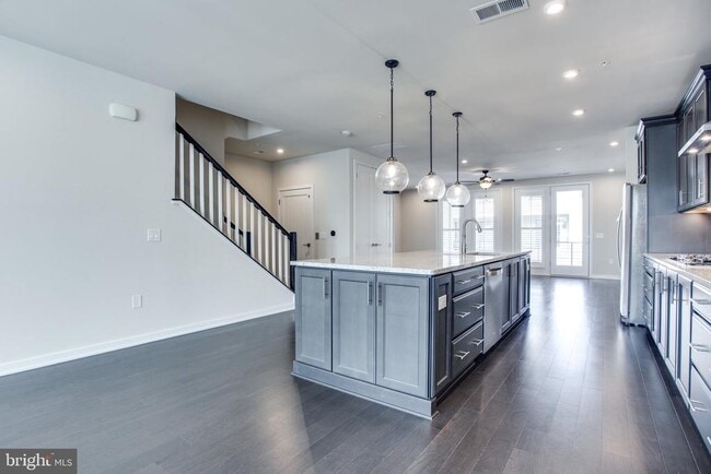 Building Photo - 7510 Sawyer Farm Wy