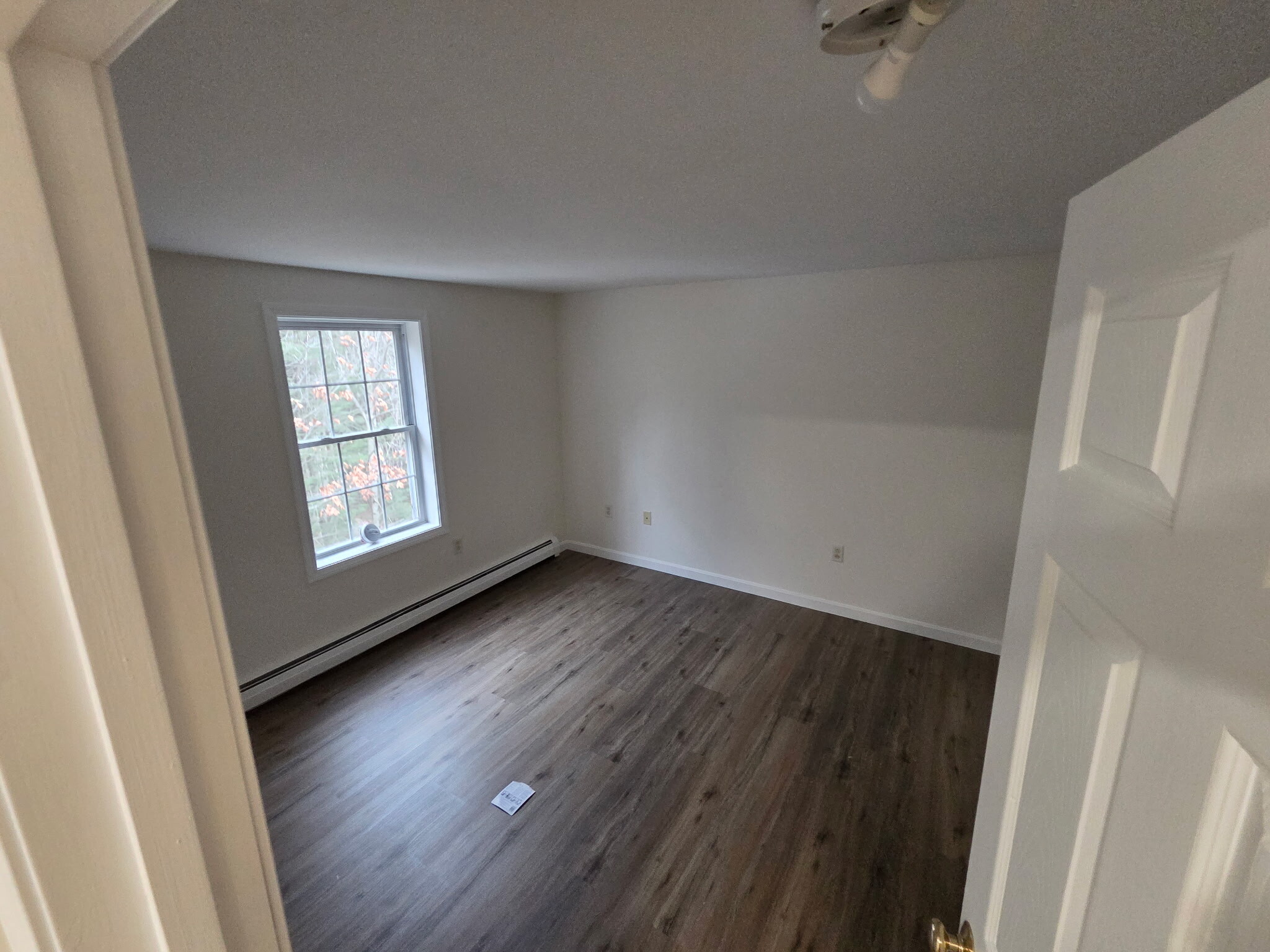 Building Photo - 5 Pine Crest Cir