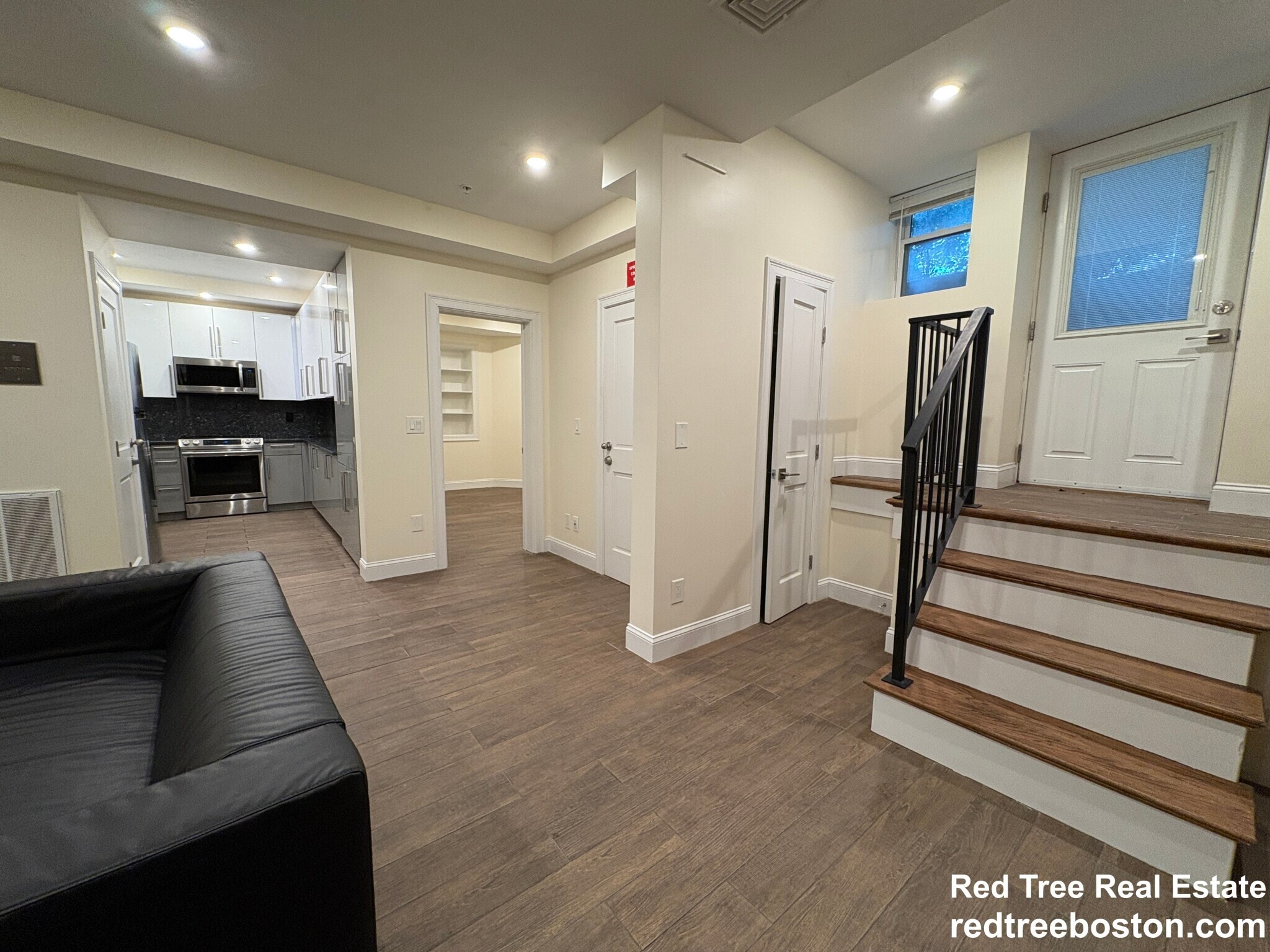 Building Photo - 1616 Beacon St