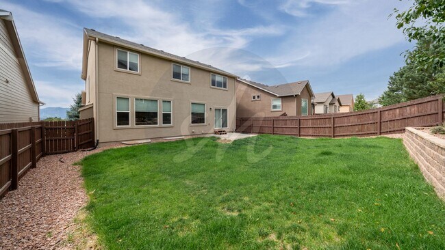 Building Photo - 10825 Fossil Dust Dr