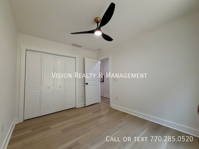 Building Photo - 1255 Campbellton Rd SW