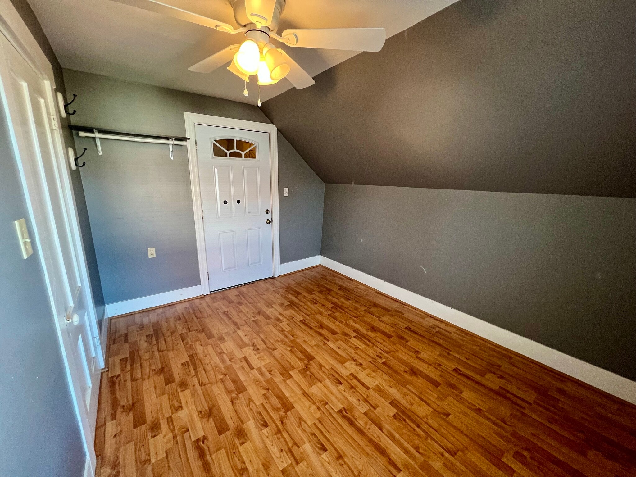 Building Photo - 43 Spruce St