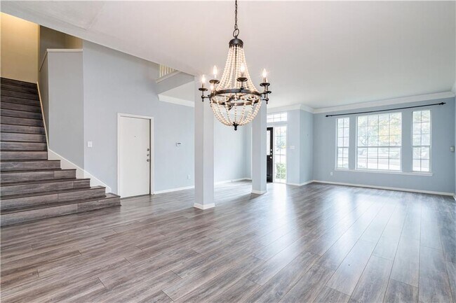 Building Photo - 10608 Sun Tree Cove