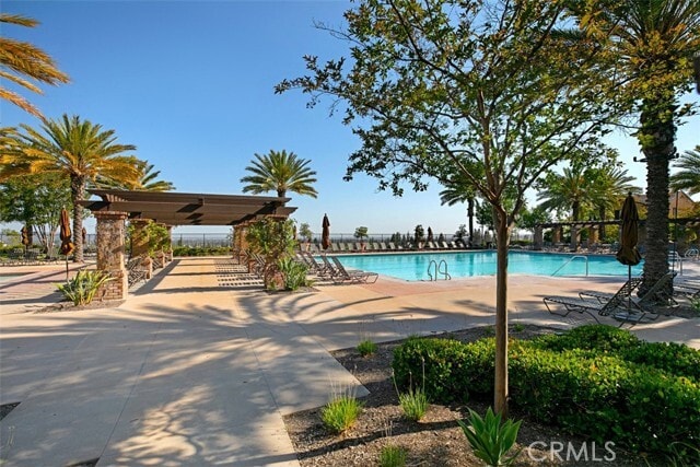 Building Photo - 2854 Alamitos Rd