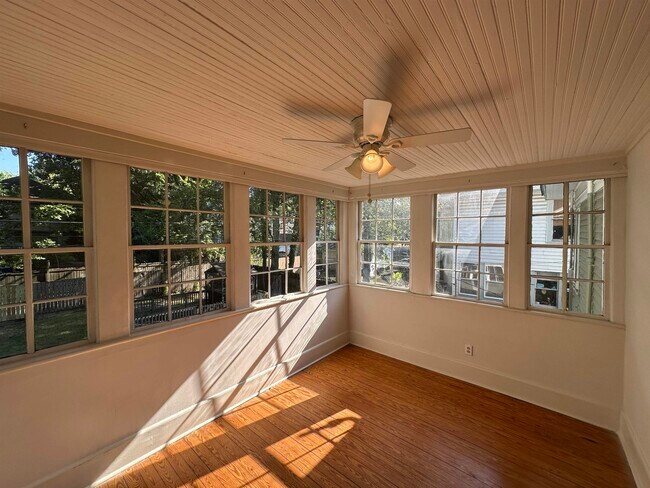 Building Photo - 1318 Harbert Ave