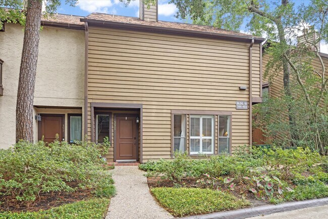 Building Photo - 11711 Memorial Dr