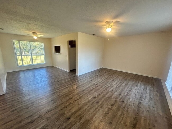 Building Photo - 712 Michigan Ave