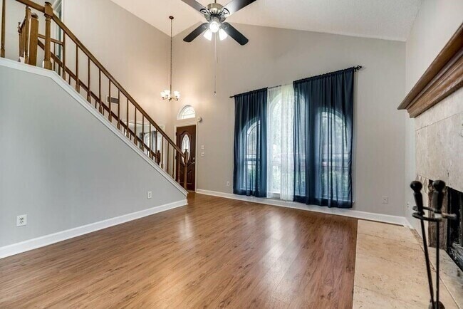 Building Photo - 4460 Junction Dr