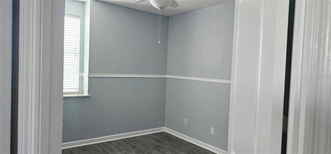 Building Photo - 14321 Mandolin Dr