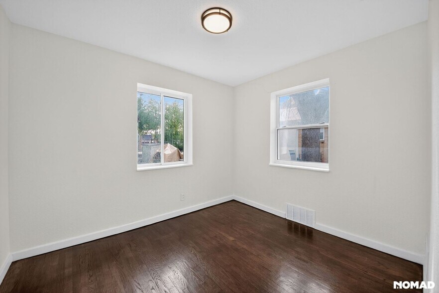 Building Photo - 1460 Elmira St