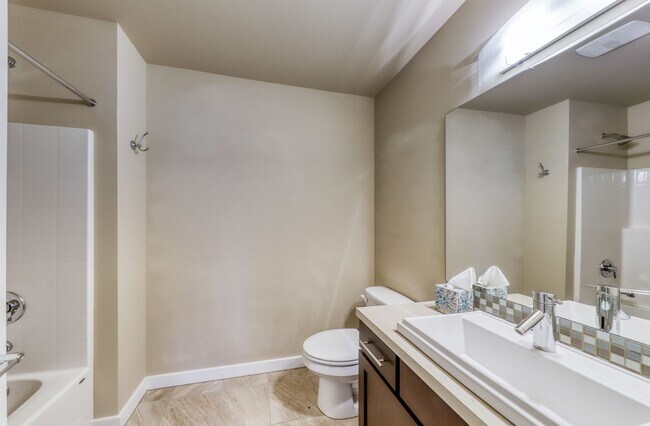 Building Photo - Gorgeous Large Home