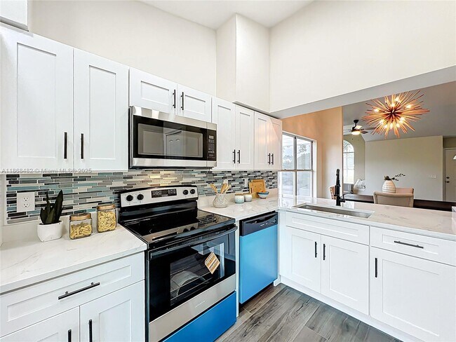 Building Photo - 2160 Churchill Downs Cir