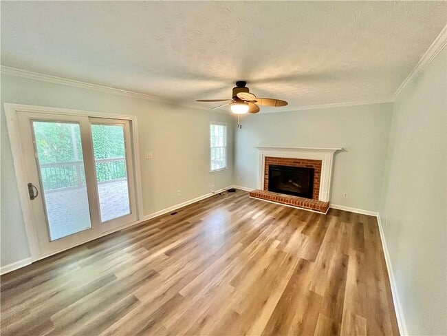Building Photo - 93 Radford Cir SW