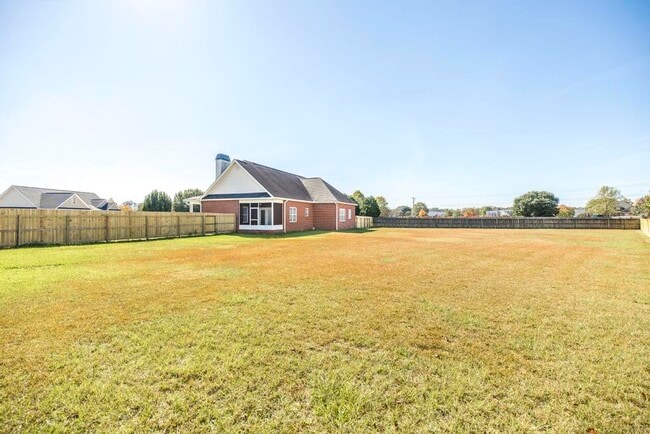 Building Photo - 807 Loudon Hill Dr