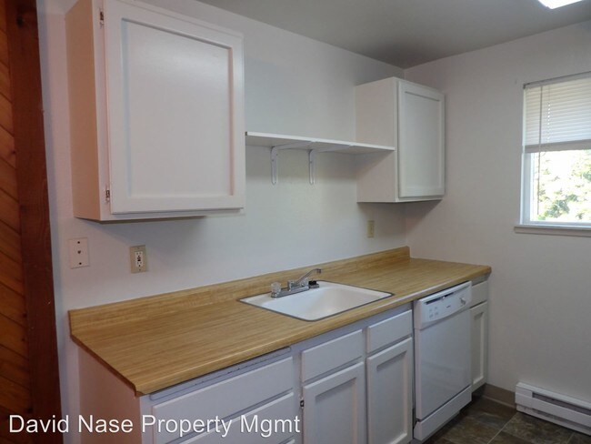 Building Photo - 12200 SW Calico Ct
