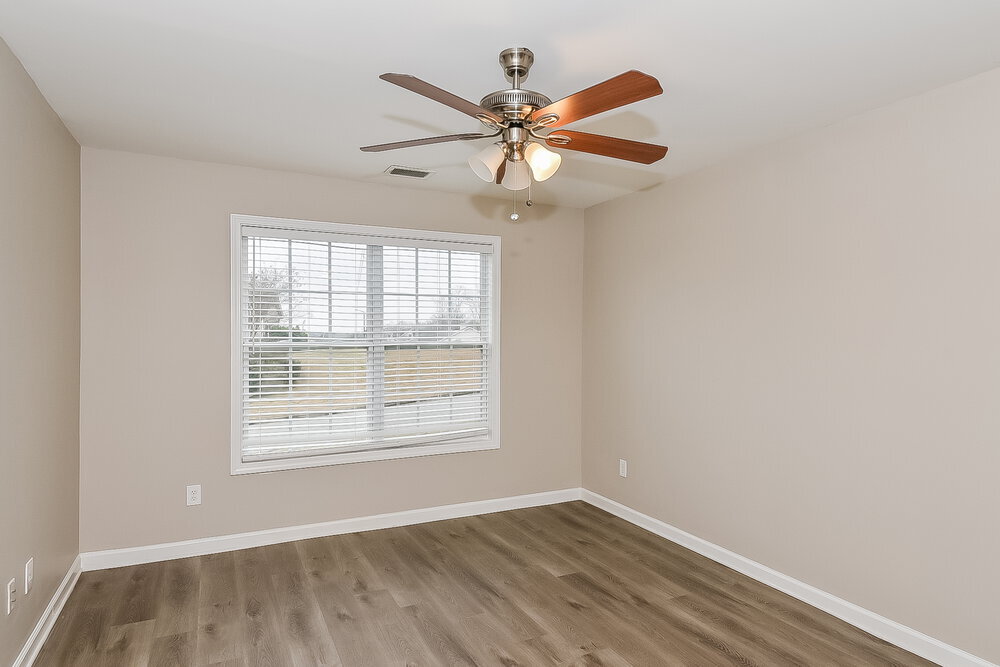 Building Photo - 27 Sandstone Pl