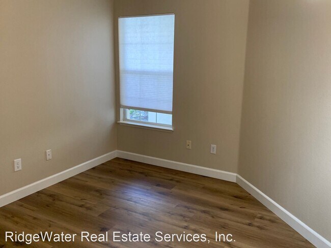 Building Photo - 4 br, 3 bath House - 610 Sundale Lane