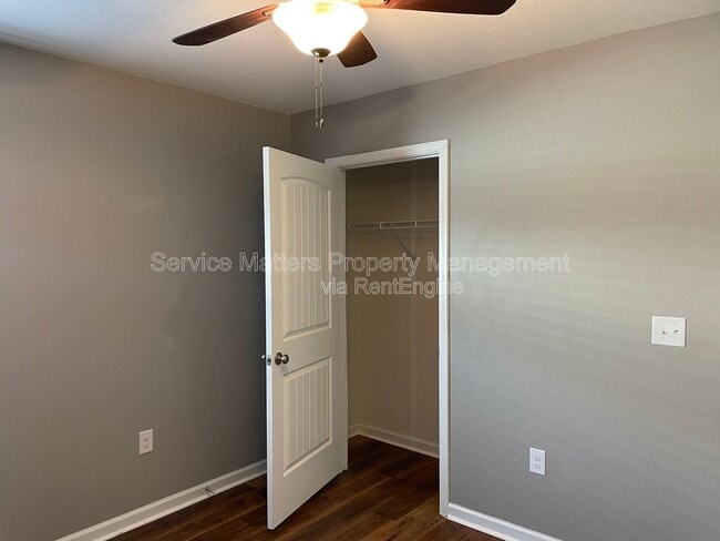 Building Photo - 3481 Quail Dr