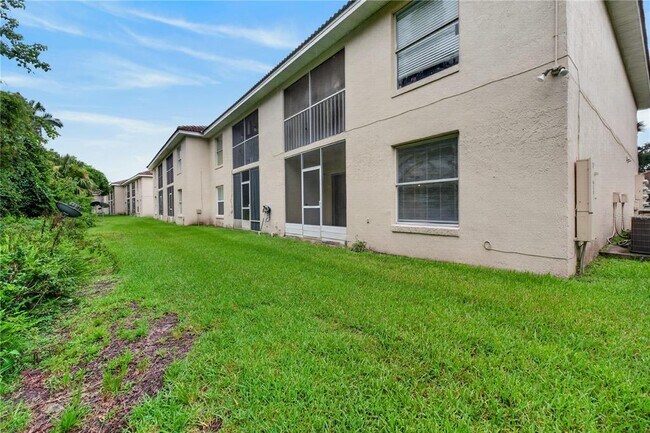 Building Photo - 13829 Timberland Dr