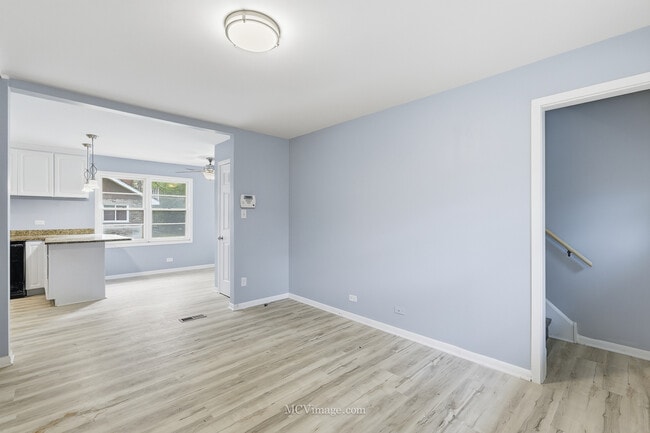 Building Photo - 14714 Ellis Ave