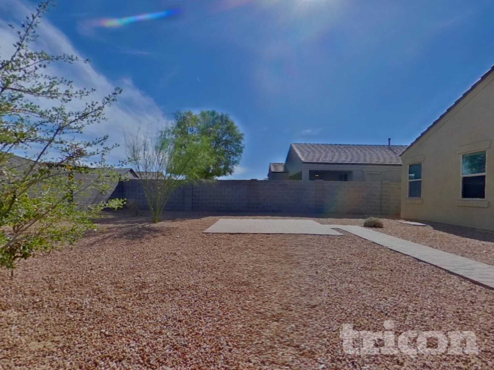 Building Photo - 31062 W Mulberry Dr