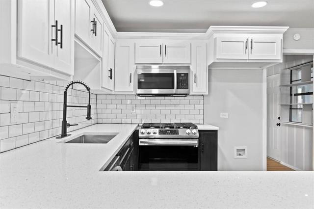 Building Photo - 4801 Selkirk Dr