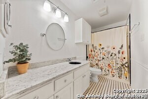 Building Photo - 7 Inwood Knoll