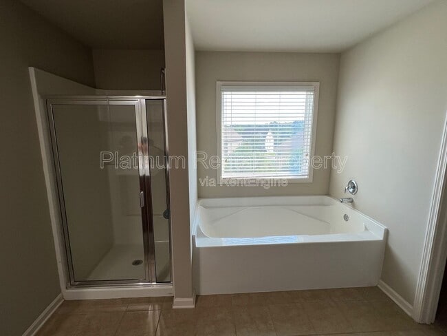 Building Photo - 4770 Leatherstone Way