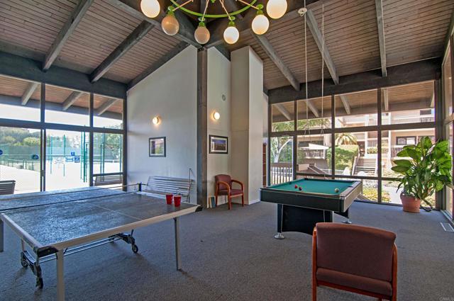 Building Photo - 435 S Sierra Ave