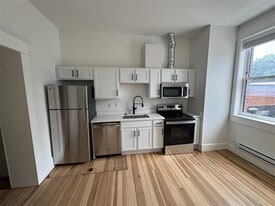 Building Photo - 3614 6th Ave