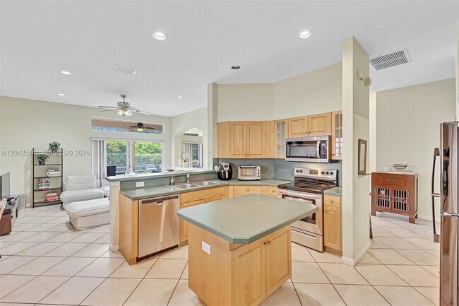 Building Photo - 3711 Falcon Ridge Cir