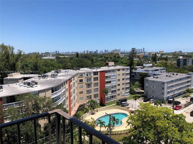 Building Photo - 1470 NE 125th Terrace