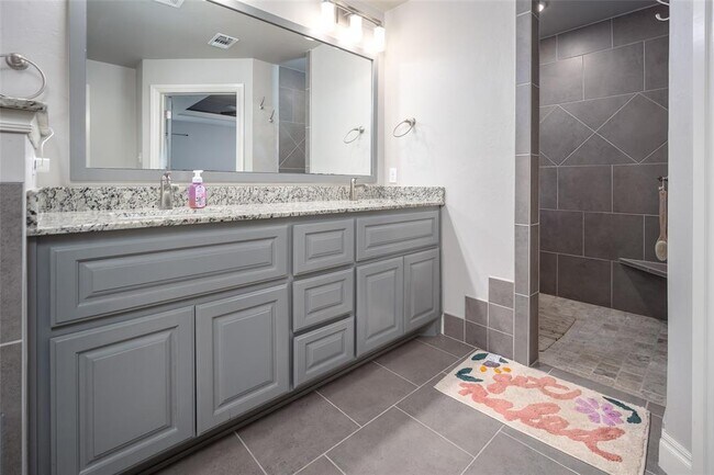 Building Photo - 18644 Groveton Blvd