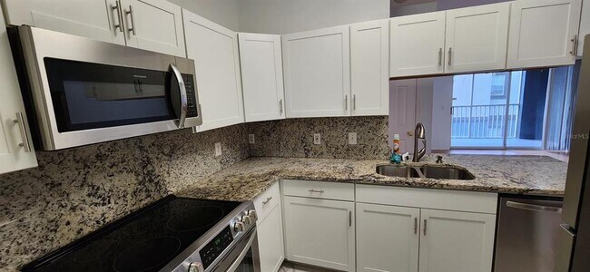 Building Photo - 13015 Sanctuary Cove Dr