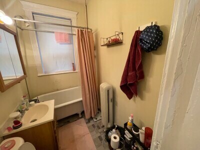 Building Photo - 83 Gordon St