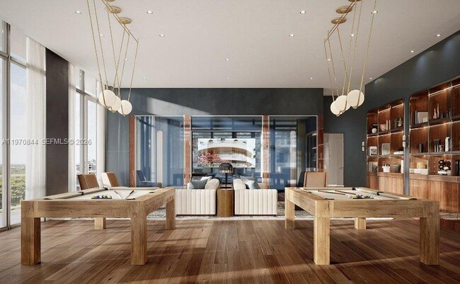 Building Photo - 2678 Tigertail Ave