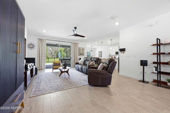 Building Photo - 75722 Bayley Pl