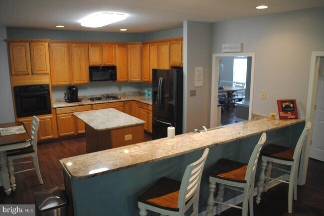 Building Photo - 170 Coventry Ct