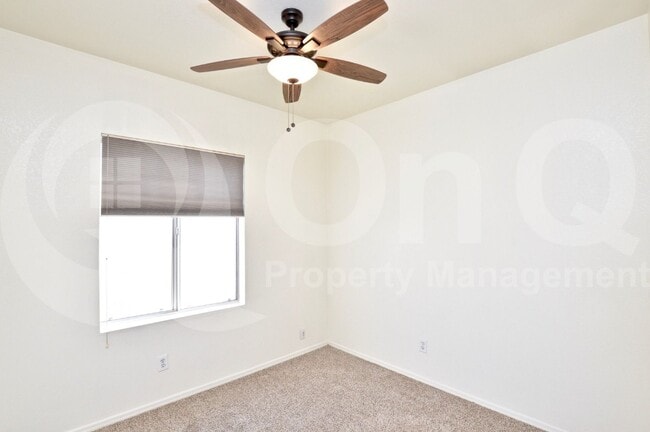 Building Photo - 598 S Neely St