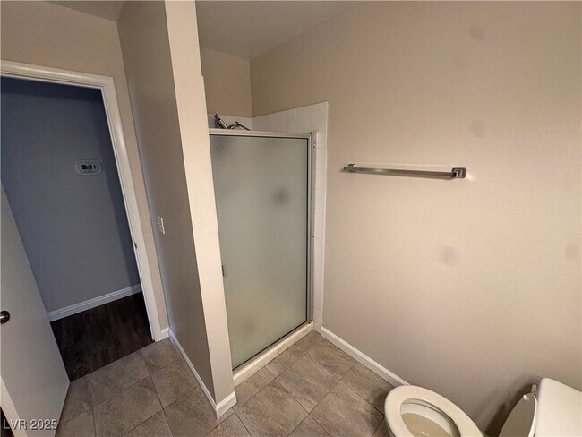 Building Photo - 617 Pepper Tree Cir