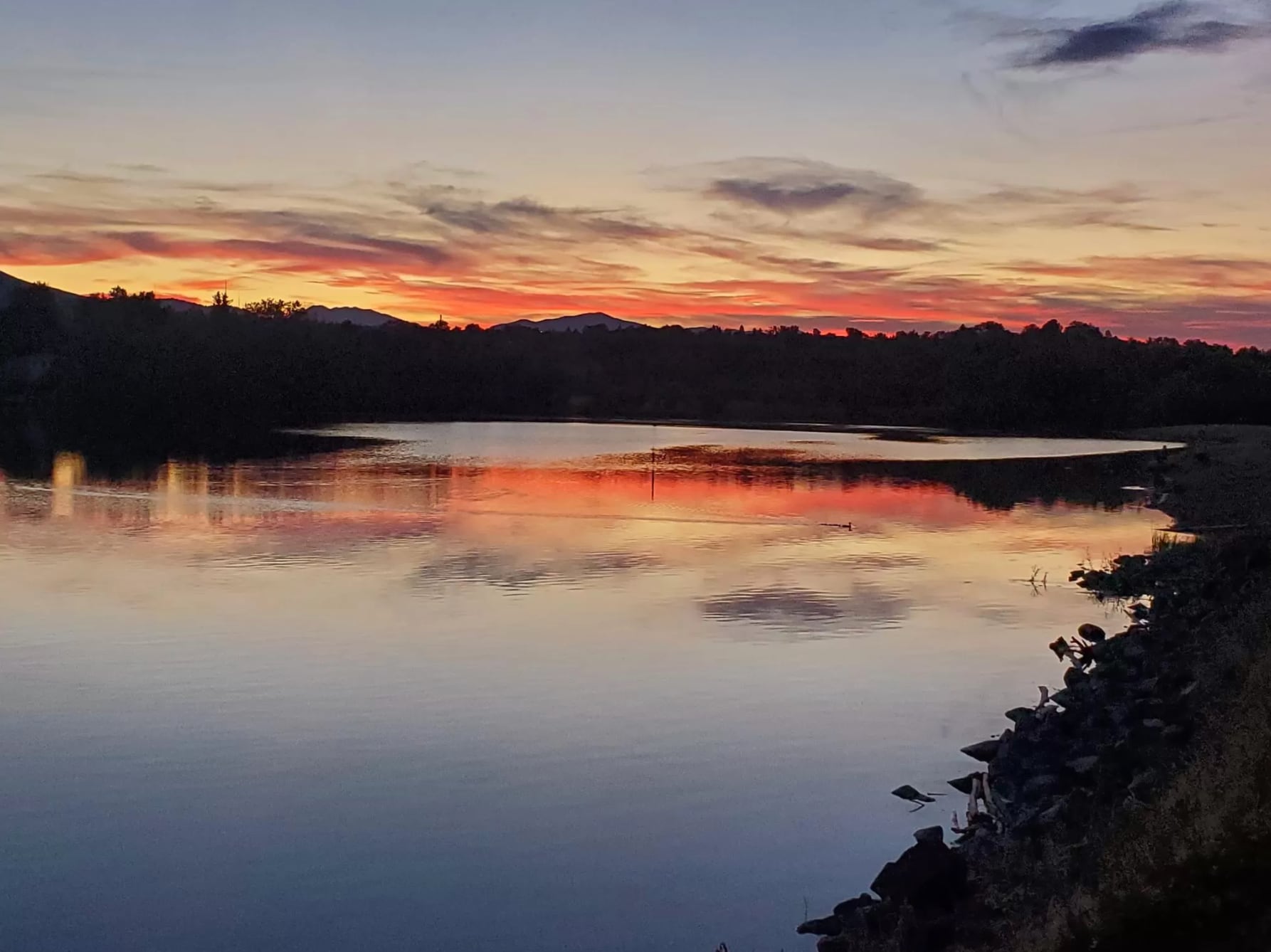 10 minute walk away to the lake - 965 S Parfet Way