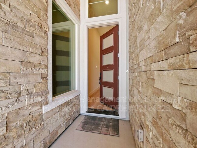 Building Photo - 3190 Highgate Ter Lp