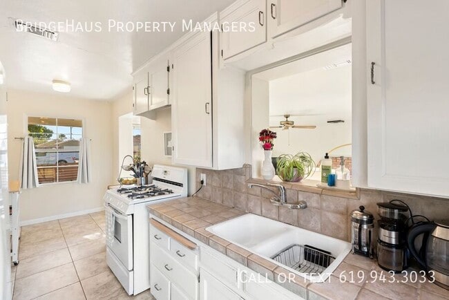 Building Photo - 6952 Wyoming Ave