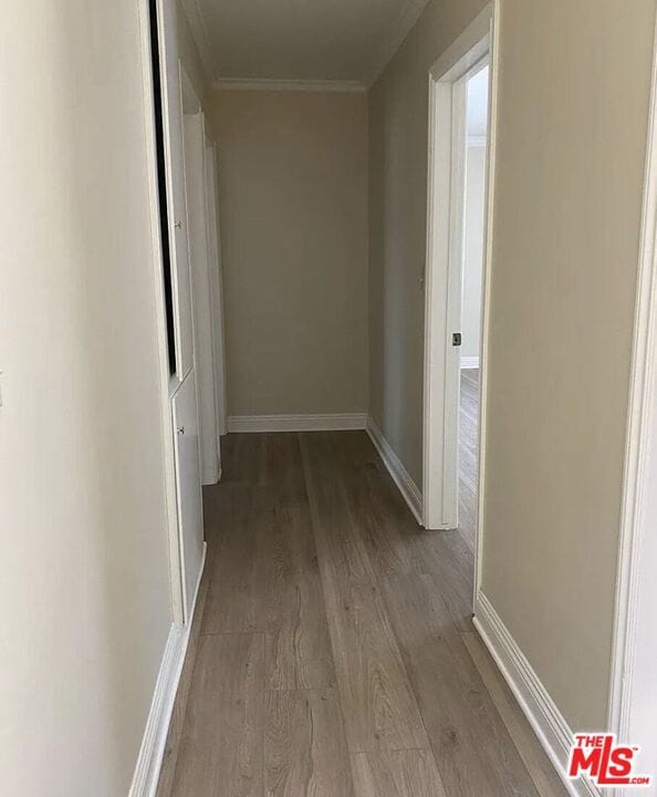 Building Photo - 567 S Wilton Pl