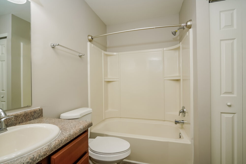 Building Photo - 4629 Plowman Dr