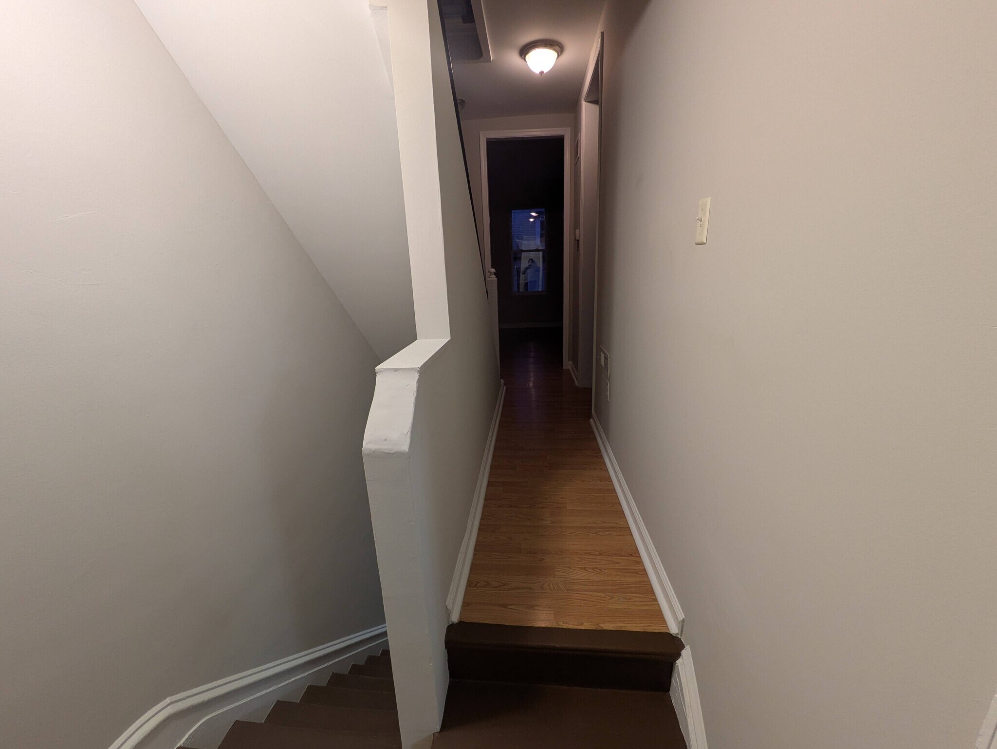 Building Photo - 653 Chain St