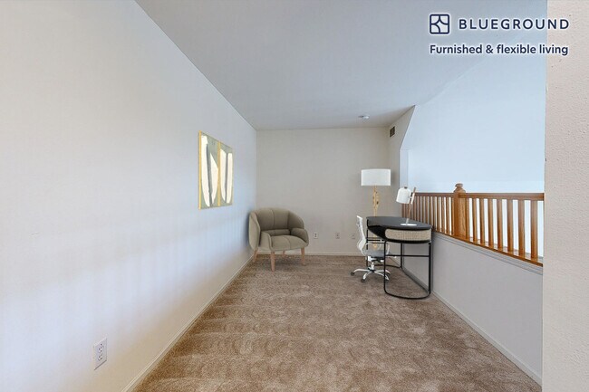 Building Photo - 313 Avalon Cir